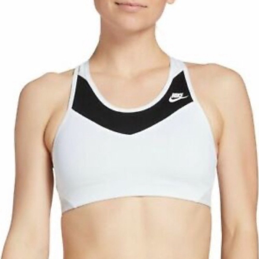 Nike Women’s Sports Bra
